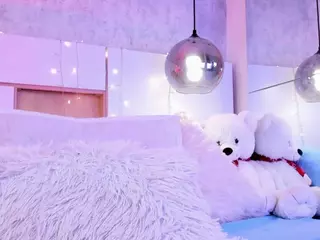 Sweett-Celestee's Live Sex Cam Show