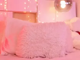 Sweett-Celestee's Live Sex Cam Show