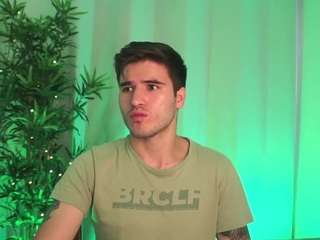 tonywylie Live Webcam on {site_name}