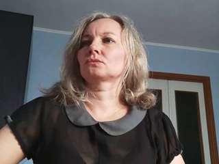 edithmanning Bikini live webcam