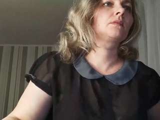 edithmanning Drinking live webcam