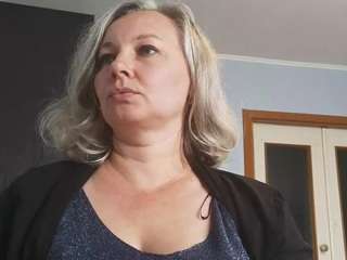 EdithManning live cam preview