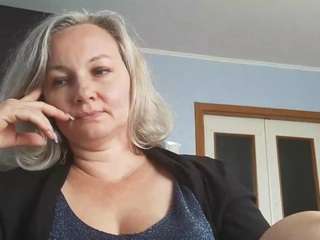 EdithManning live cam preview