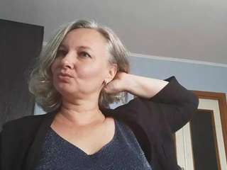 EdithManning live cam preview