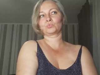 EdithManning live cam preview