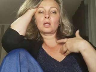 EdithManning live cam preview