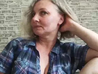 EdithManning's Live Sex Cam Show