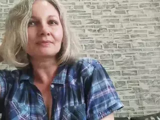 EdithManning's Live Sex Cam Show