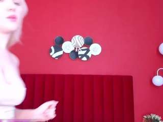 fluffymonica Live Webcam on CamSoda