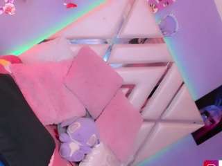 niccolls-princes... Live Webcam on CamSoda