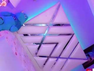 niccolls-princess's CamSoda show and profile