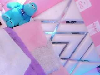 Niccolls-Princess live cam preview