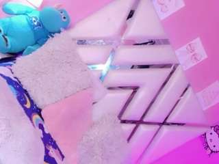 Niccolls-Princess live cam preview