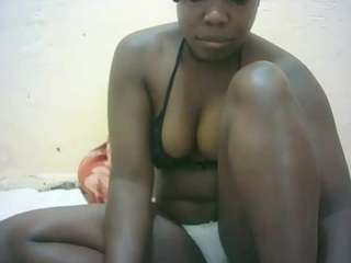 ebonysmiley from CamSoda