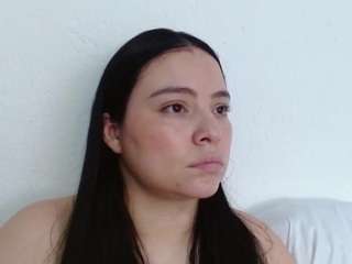 isabel-24 webcam model