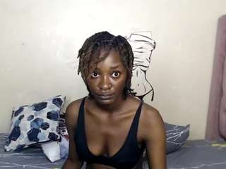 kattiebirdie's CamSoda show and profile