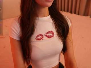 lilycollins18