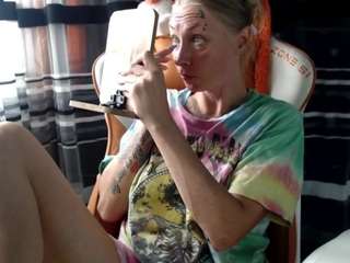 lollyfox live webcam show