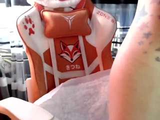 Lollyfox live cam preview