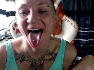 Lollyfox live cam preview