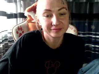 Lollyfox live cam preview