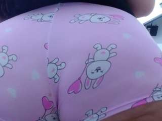 pamelaa-19's live room
