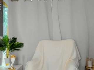 paris-x-hilton Live Webcam on CamSoda