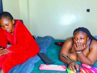 hadassah02's CamSoda show and profile