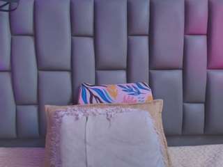  miaabrownn chat room