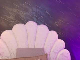 miaabrownn live profile