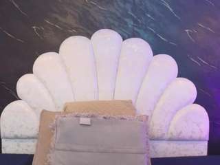 miaabrownn