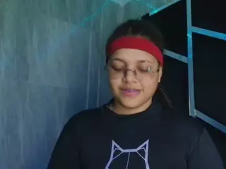 Michell-Rs's Live Sex Cam Show