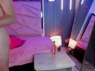 annie2003 Live Webcam on CamSoda