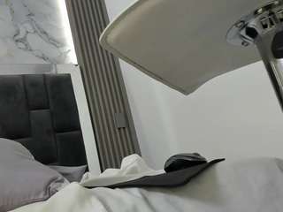 cataleyabrunettes webcam