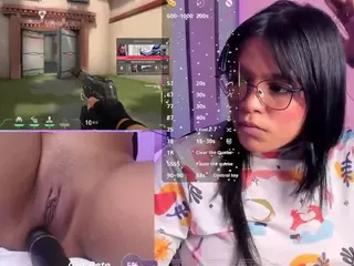 LilyLove1's Live Sex Cam Show