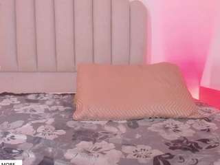 nikki-angel from CamSoda