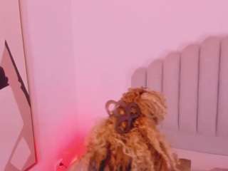  nikki-angel chat room