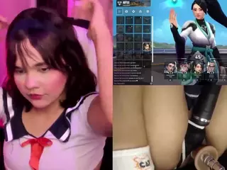 PetiteSally's Live Sex Cam Show