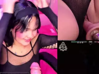 PetiteSally's Live Sex Cam Show