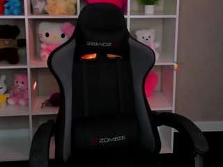 robin-li Sex Cam Show