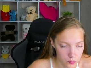 robin-li Sex Cam Show