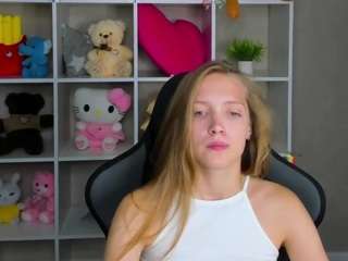 robin-li Sex Cam Show