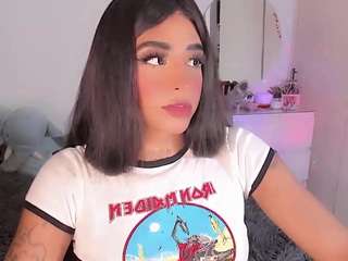 bellahottestt camsoda