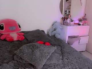 bellahottestt webcam