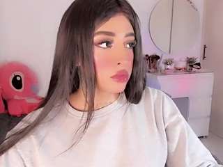 bellahottestt webcam