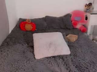 bellahottestt Live Webcam on CamSoda