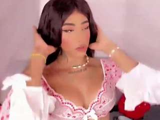 bellahottestt webcam