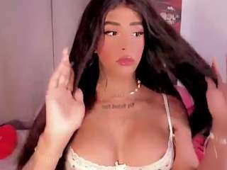 bellahottestt webcam