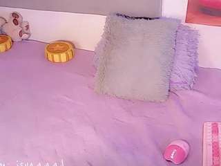 bellahottestt