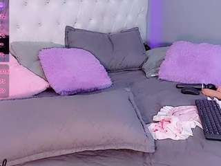 bellahottestt